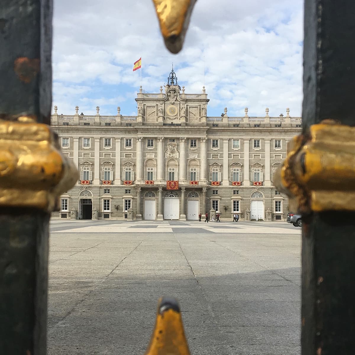 1 Large building of Madrid
