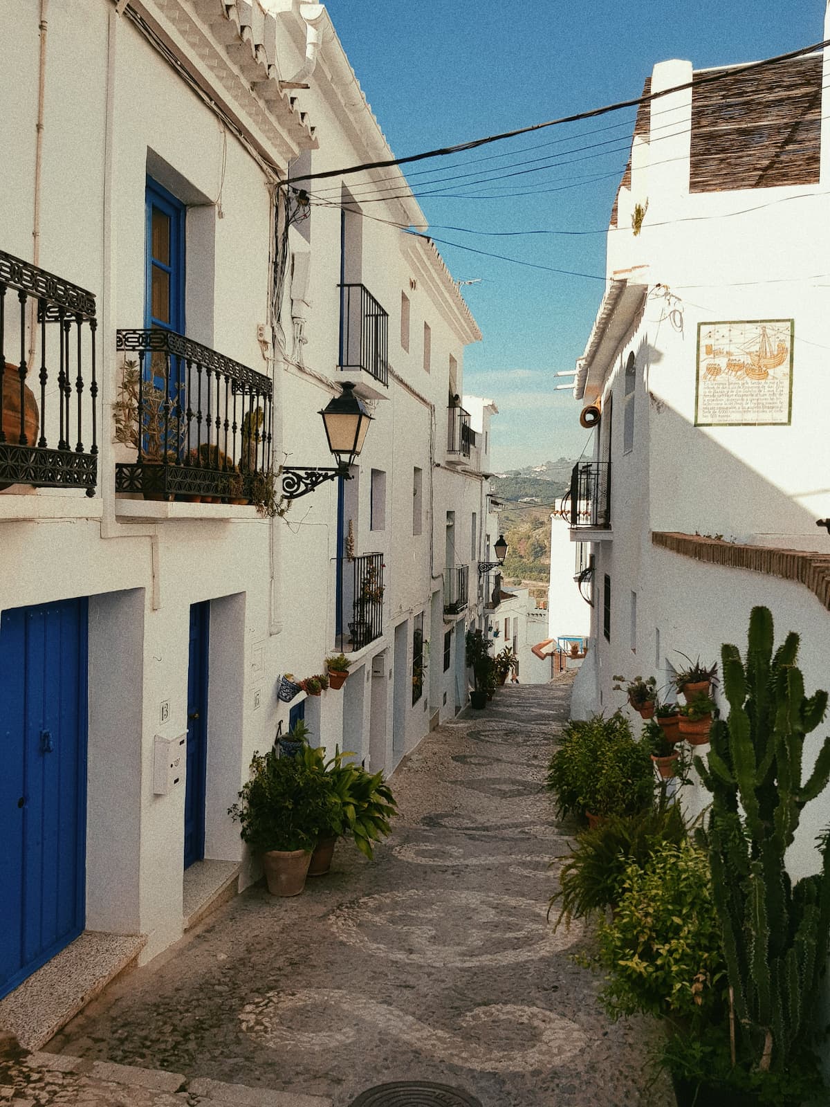 pablo-ramos-h_BRDgnR3TY-unsplash-2 Andalusian Street
