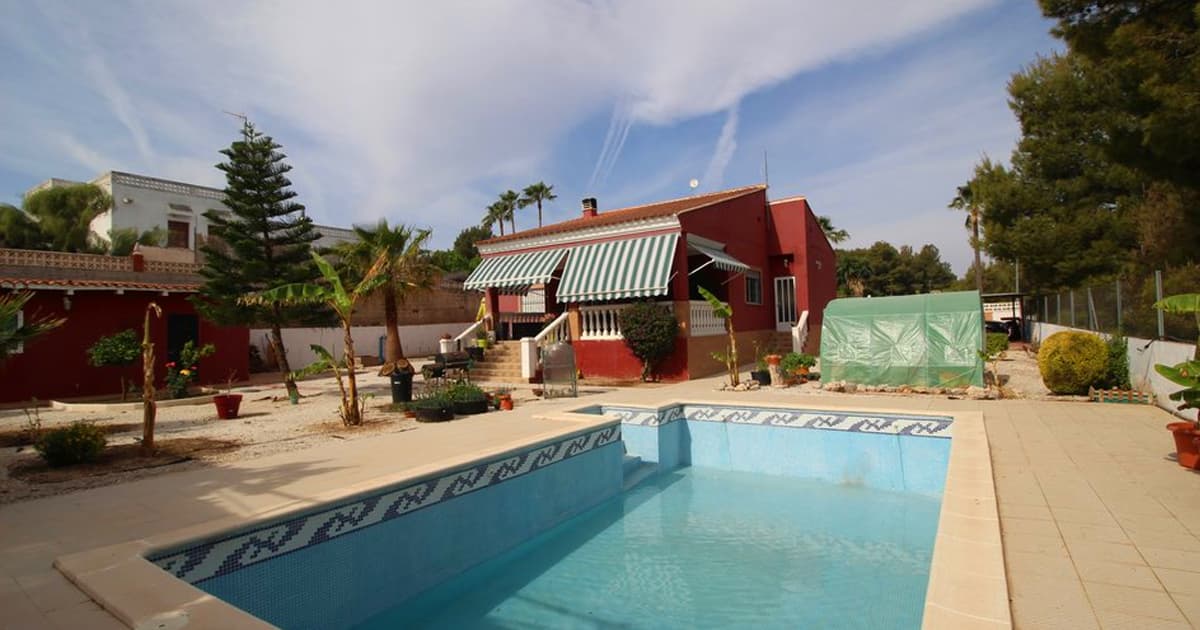 chalet-turis-négocié-par-Maxime House in Turis