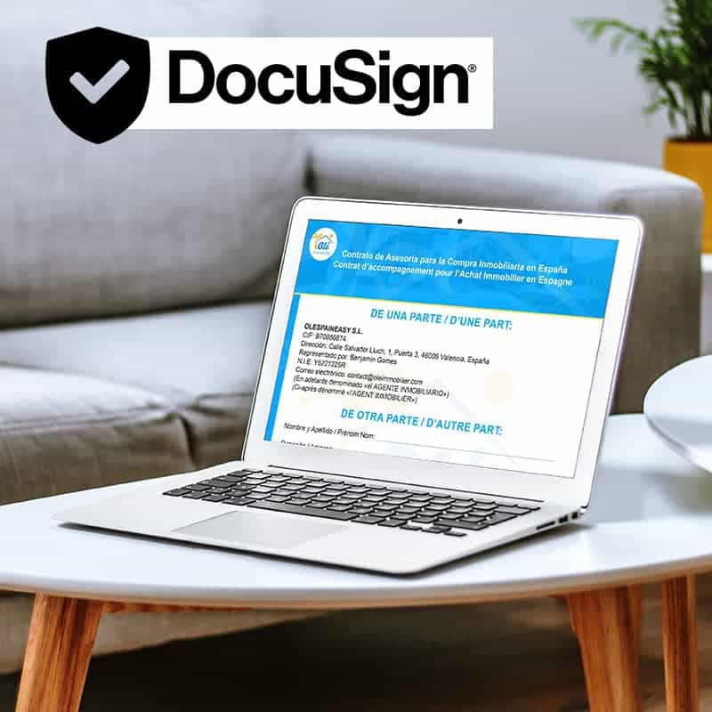 docusign-1 Electronic signature of a property buying contract in Spain via DocuSign on a laptop