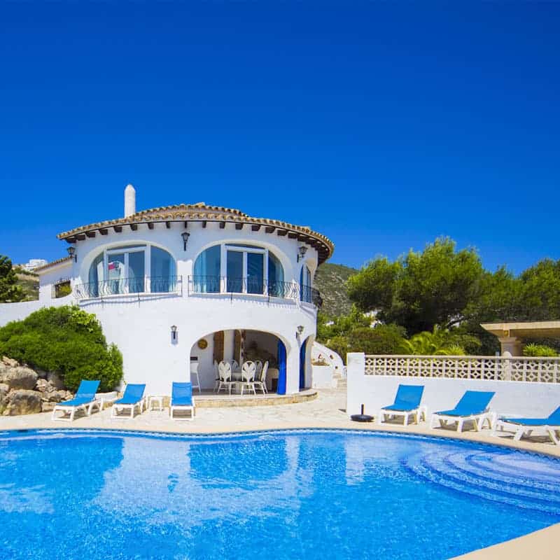 villa_en_espagne-1 Beautiful villa with pool in Spain, ideal for investment or relocation