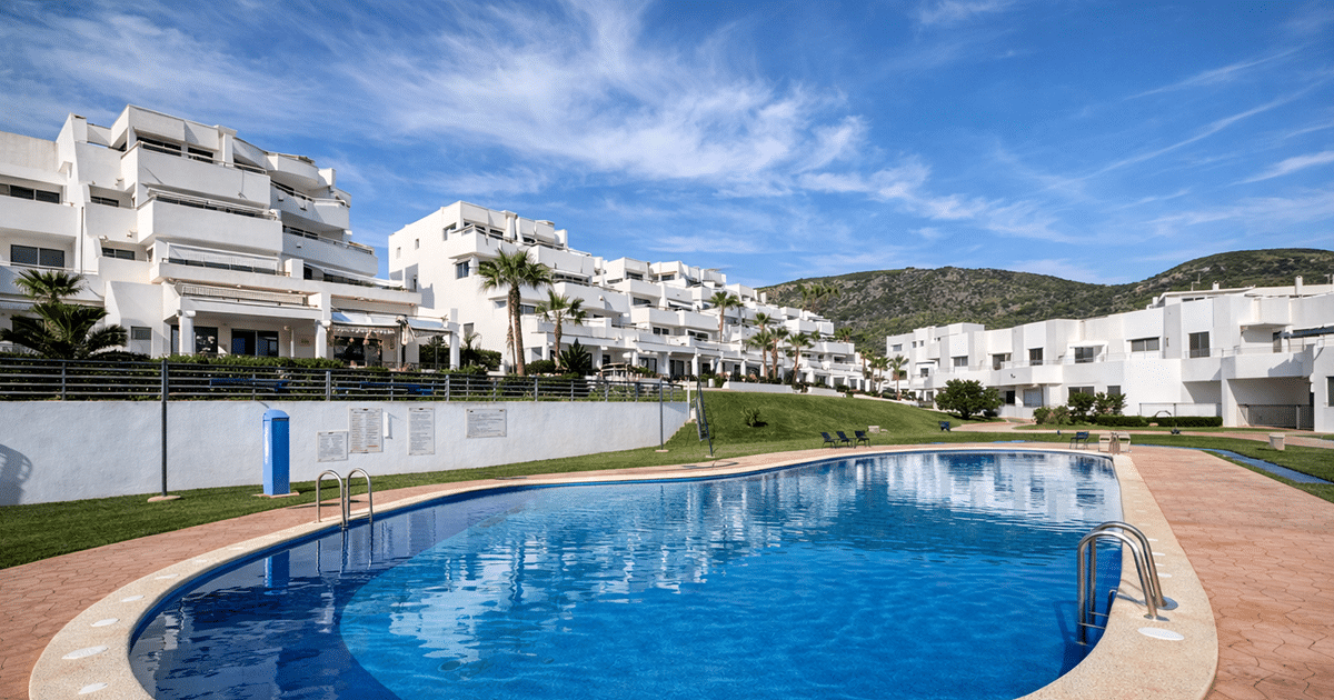 Swimming pool in Peníscola